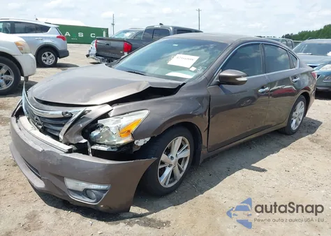 2015 Nissan Altima 2.5 Sv z USA, uszkodzony, nr VIN 1N4AL3AP3FC176546